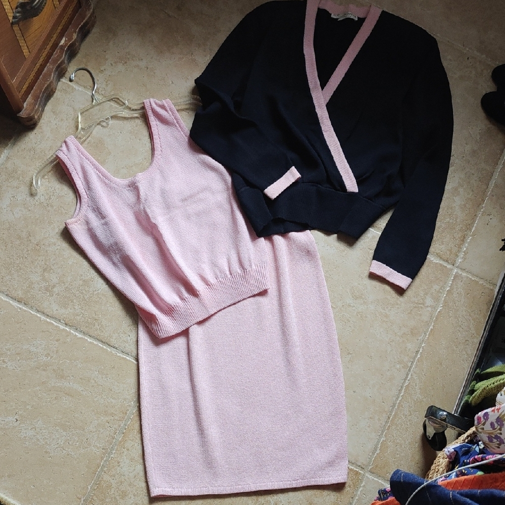 St. John Pink Knit Garment